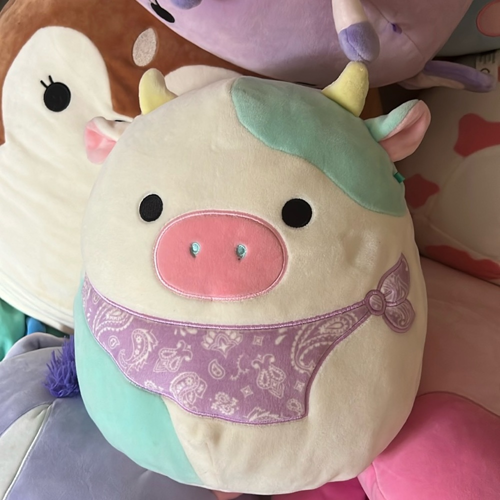 Squishmallow Cow